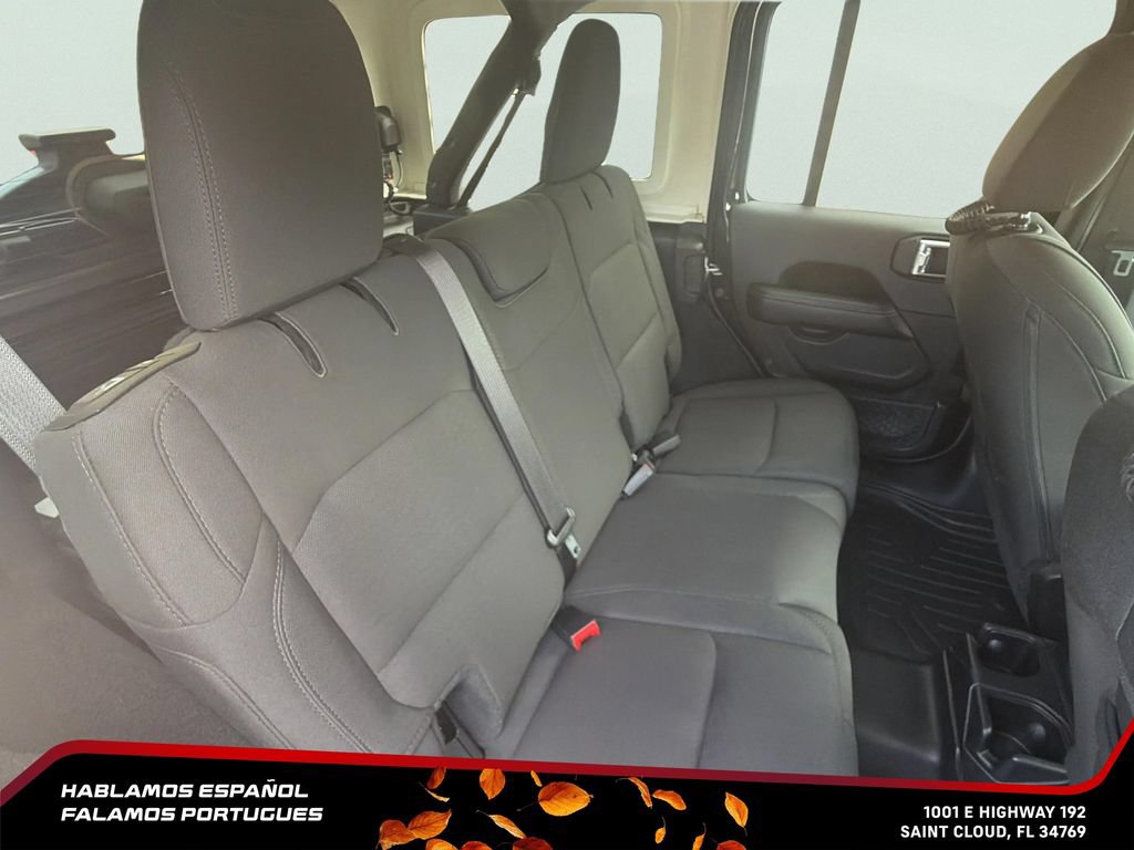 Used 2019 Jeep Wrangler Unlimited Sahara w/ Safety Group AWD/4WD image 14