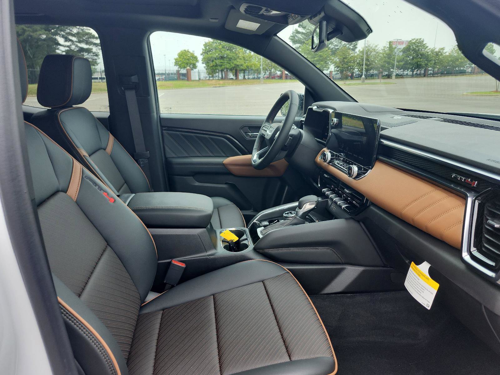 New 2025 GMC Canyon AT4 w/ Nightfall Edition image 6