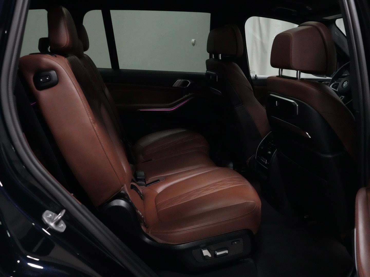 Certified 2023 BMW X7 M60i w/ Executive Package image 8