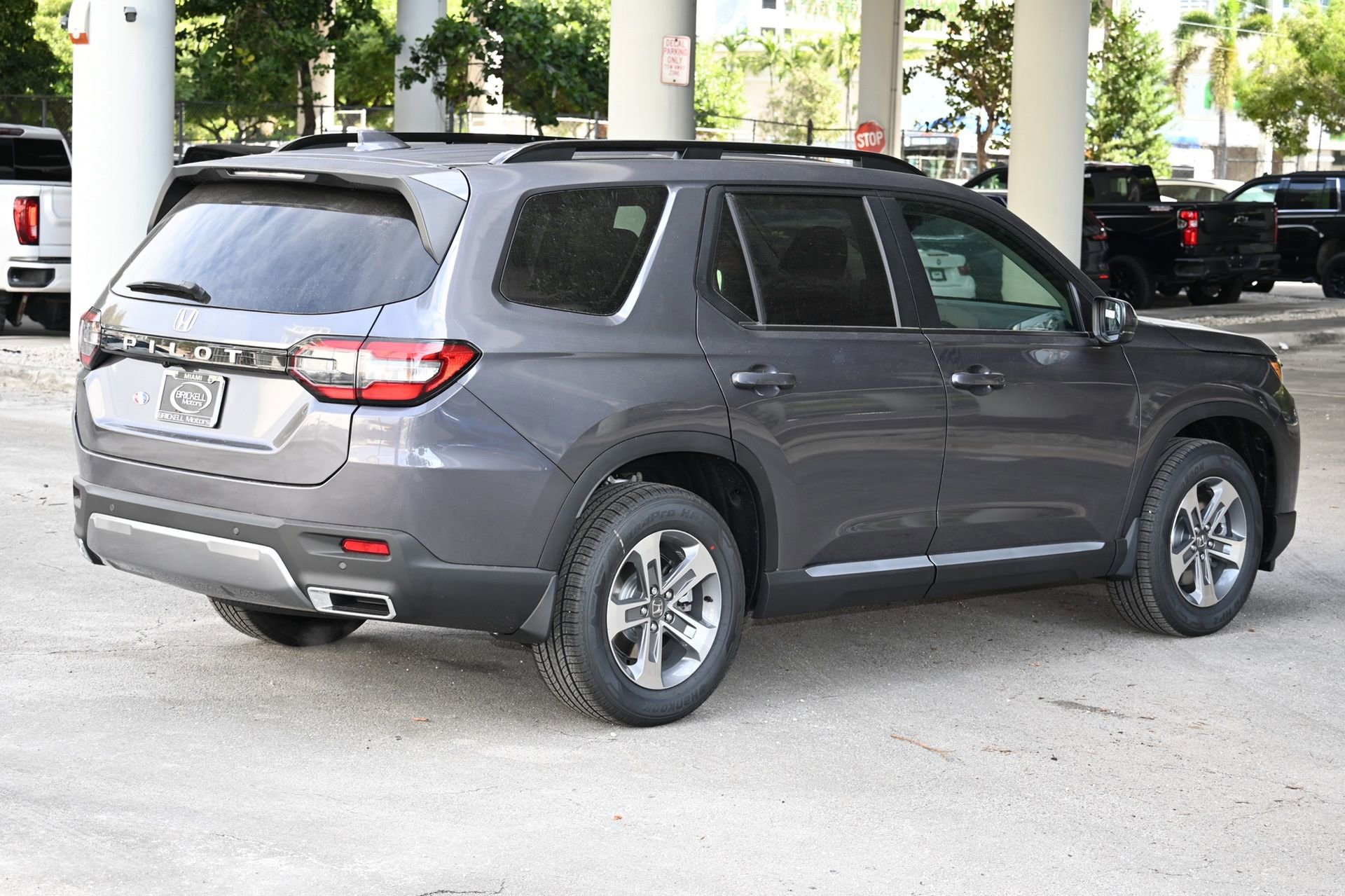 New 2026 Honda Pilot EX-L image 5