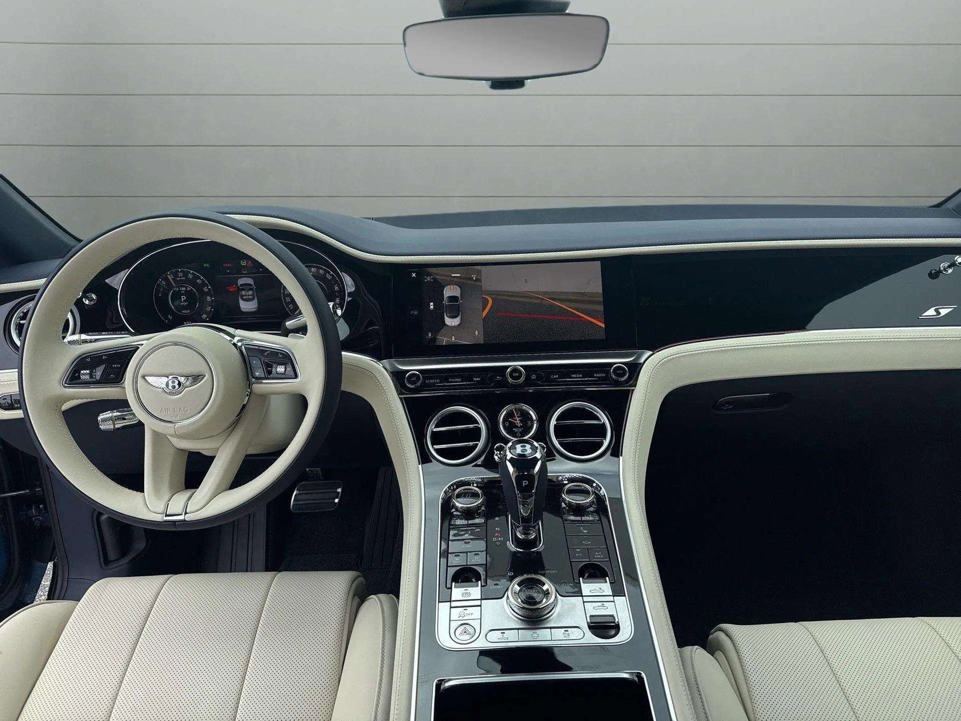 New 2026 Bentley Continental GTC AWD/4WD image 4