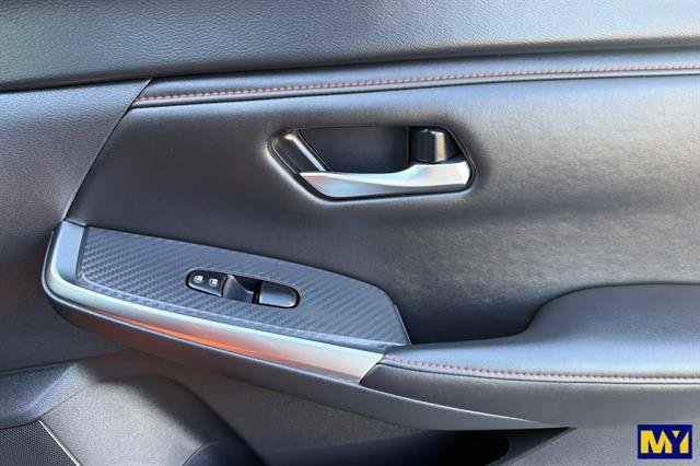 Used 2025 Nissan Sentra SR FWD image 20