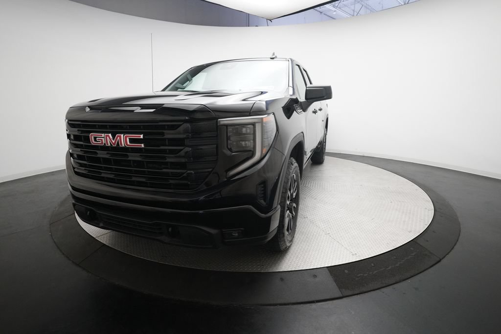 Used 2026 GMC Sierra 1500 Elevation AWD/4WD image 12
