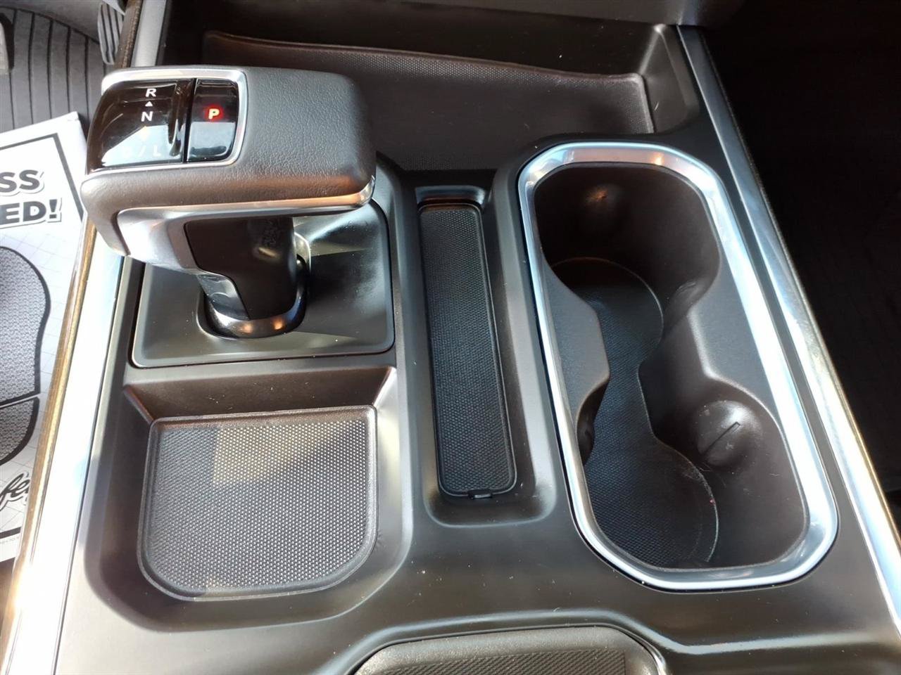 Used 2022 Chevrolet Silverado 1500 LT Trail Boss w/ Convenience Package II AWD/4WD image 16