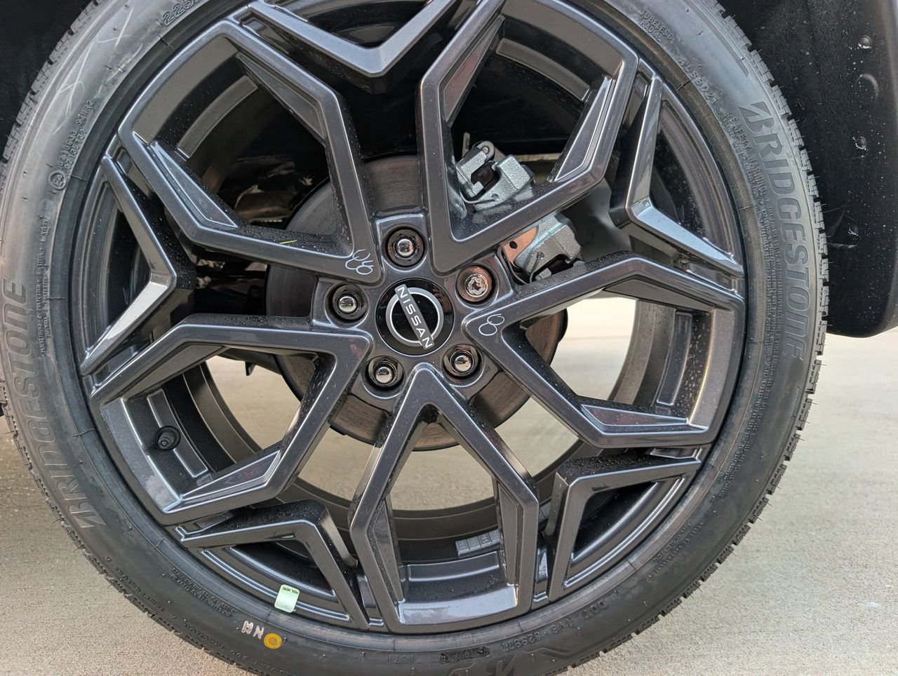 New 2027 Nissan Kicks SR FWD image 7