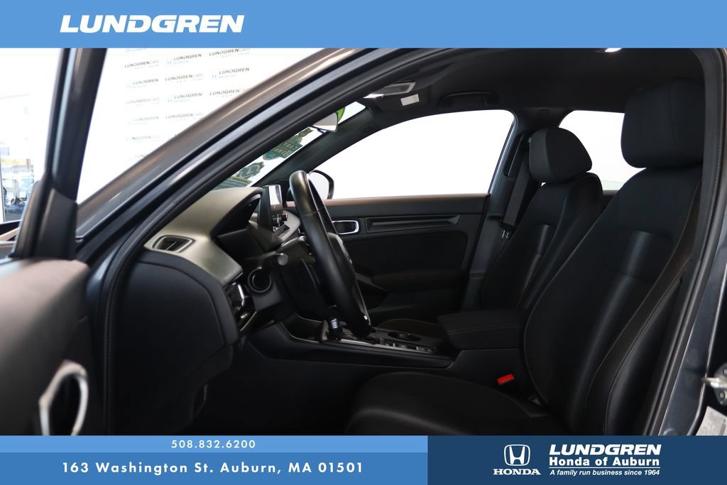Used 2025 Honda Civic Sport image 12