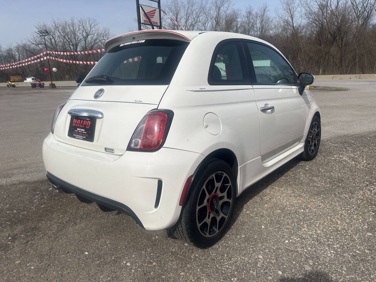 Used 2015 FIAT 500 Turbo w/ Comfort/Convenience Group FWD image 8
