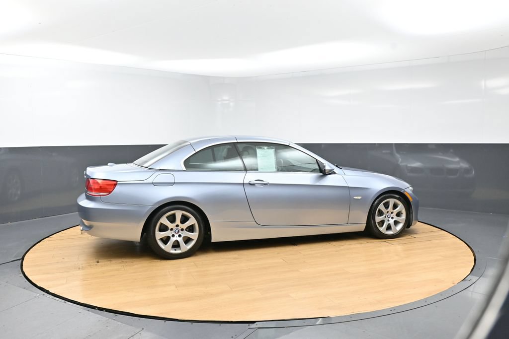 Used 2009 BMW 335i Convertible RWD image 31