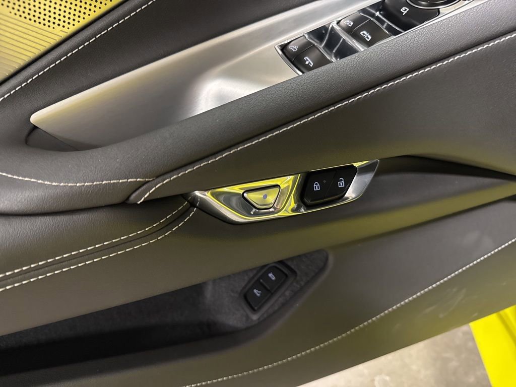 Used 2024 Chevrolet Corvette Stingray Preferred Conv w/ Z51 Performance Package image 20