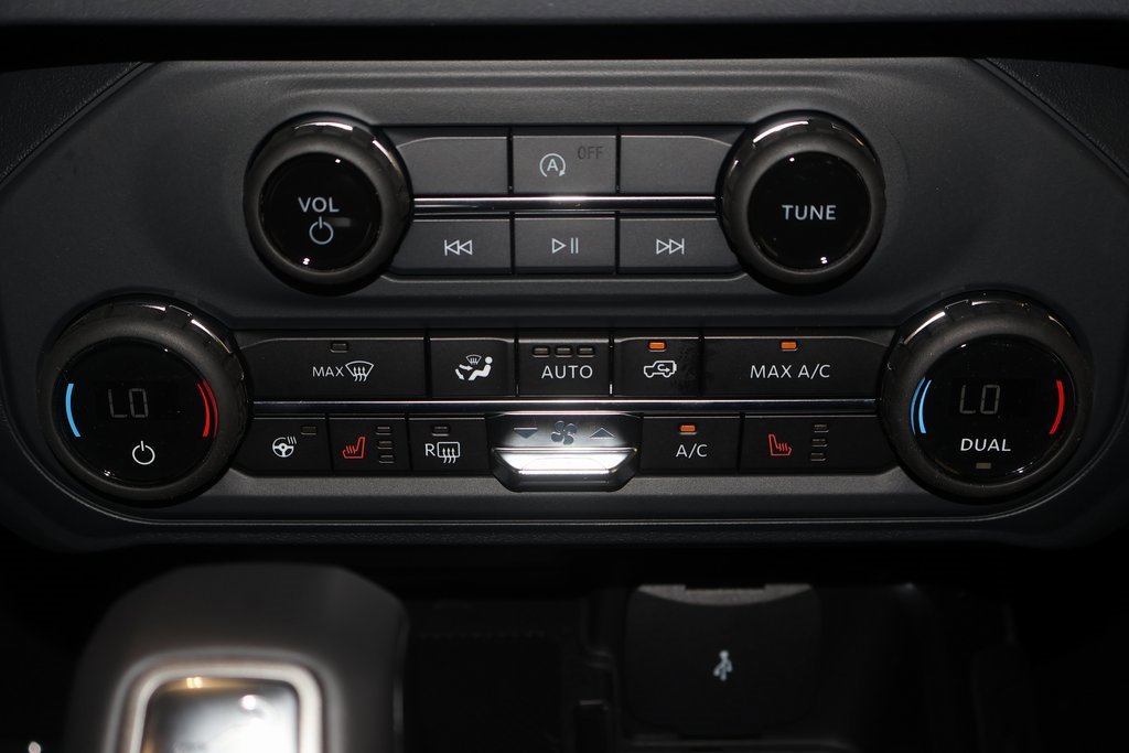 New 2025 Ford Bronco Outer Banks image 24