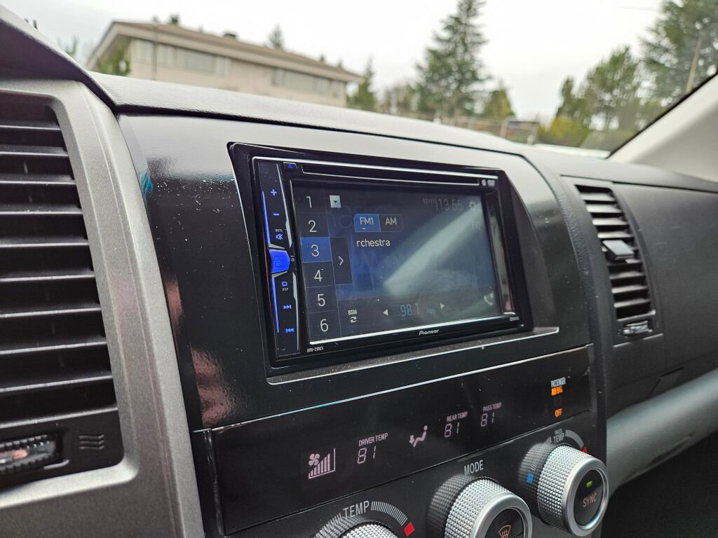 Used 2012 Toyota Sequoia Platinum image 8