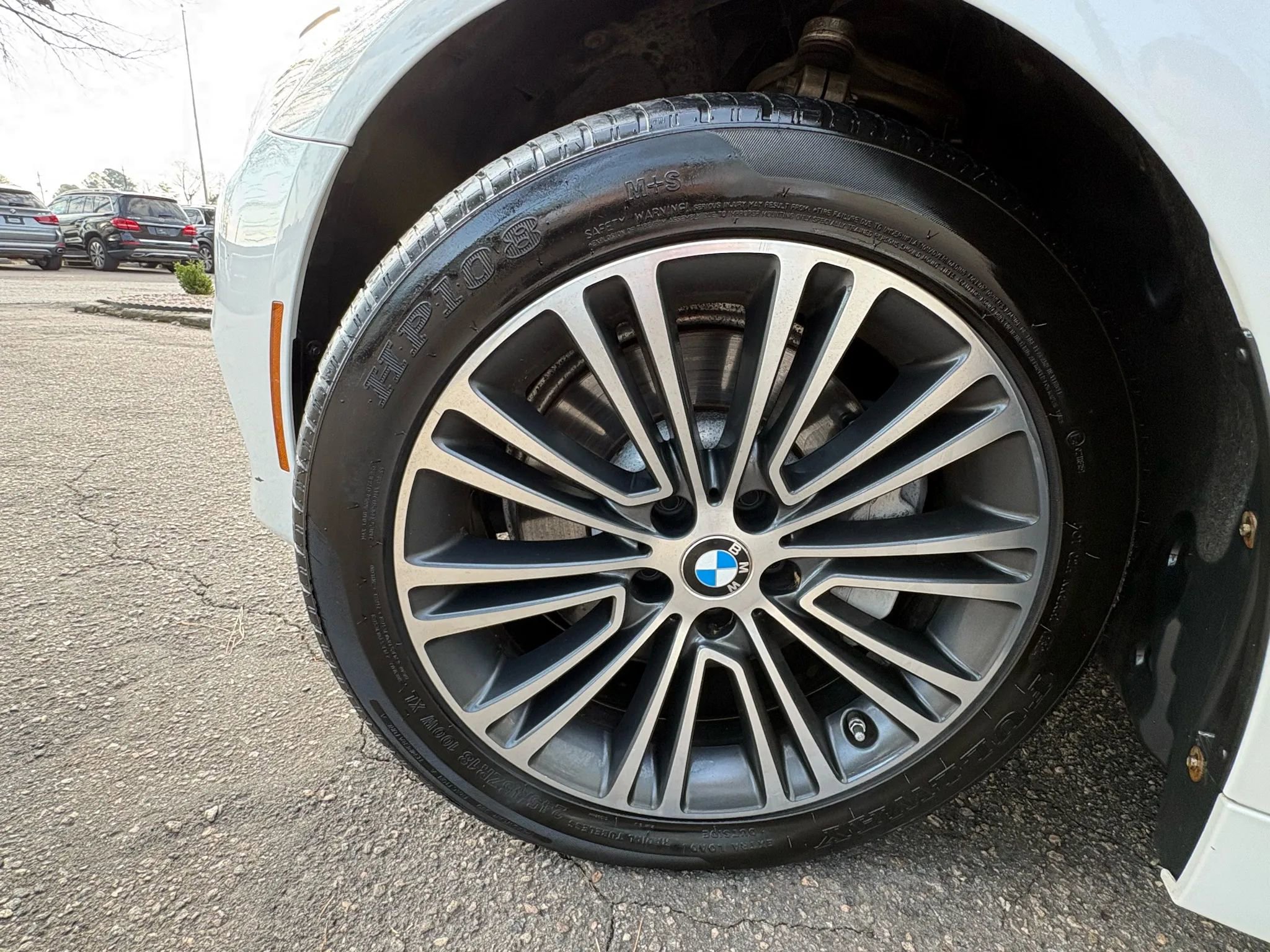 Used 2019 BMW 540i xDrive AWD/4WD image 43