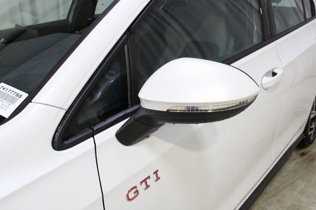 New 2026 Volkswagen GTI SE FWD image 35