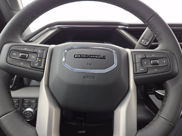 New 2026 GMC Sierra 3500 Denali w/ Denali Reserve Package AWD/4WD image 39