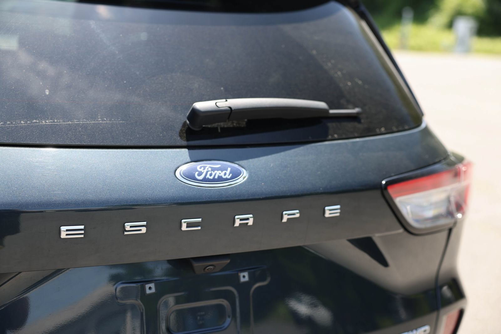 Used 2022 Ford Escape SE w/ SE Sport Appearance Package AWD/4WD image 28