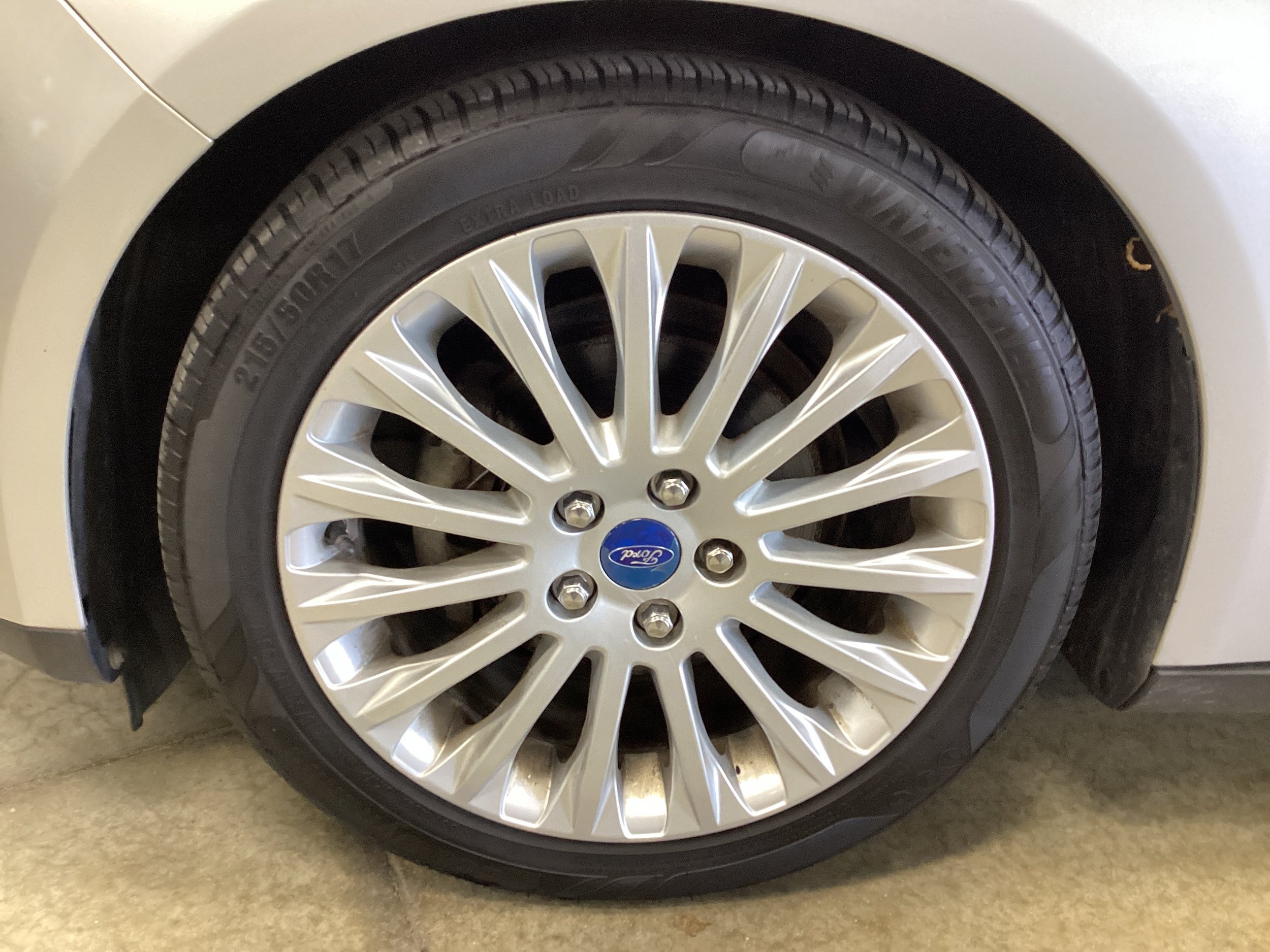 Used 2012 Ford Focus Titanium FWD image 10