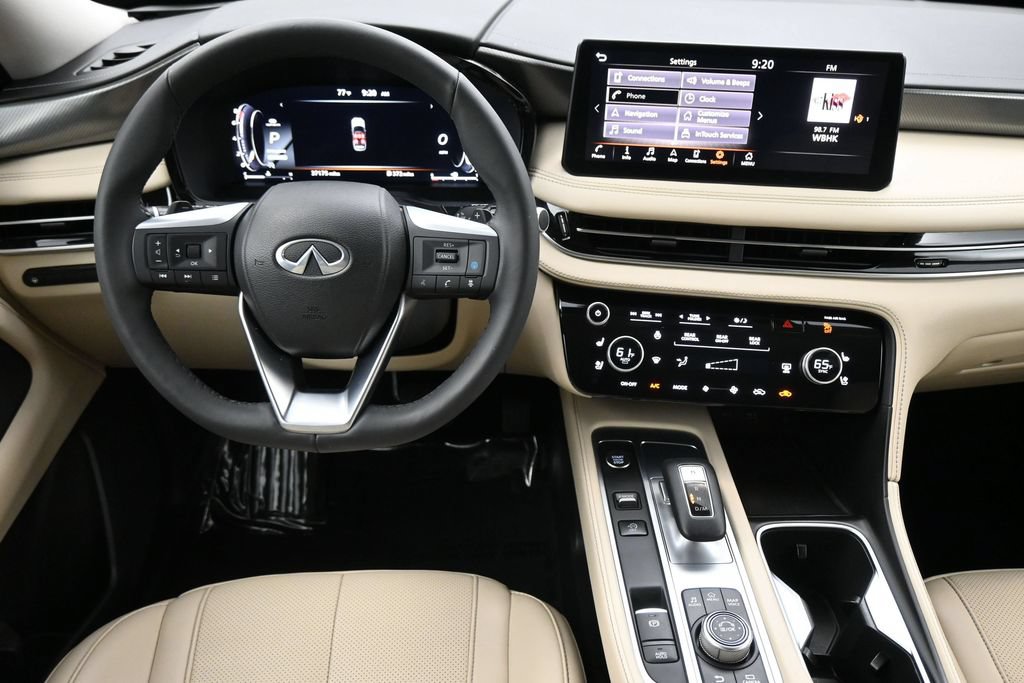 Used 2023 INFINITI QX60 Luxe w/ Cargo Package FWD image 6