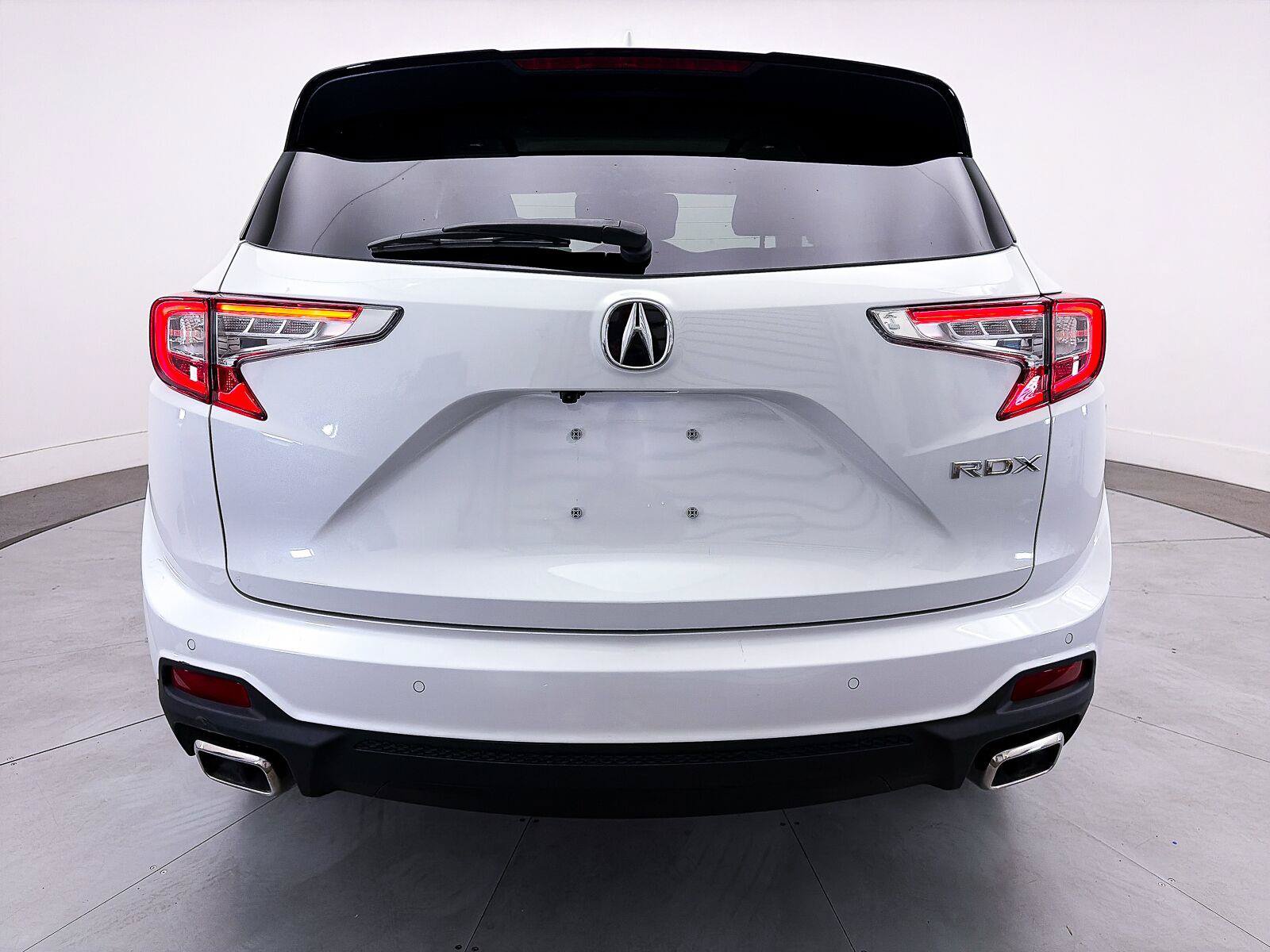 Used 2023 Acura RDX w/ Technology Package FWD image 15