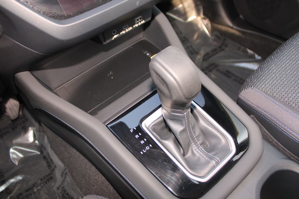 Used 2025 Subaru Forester Premium AWD/4WD image 19