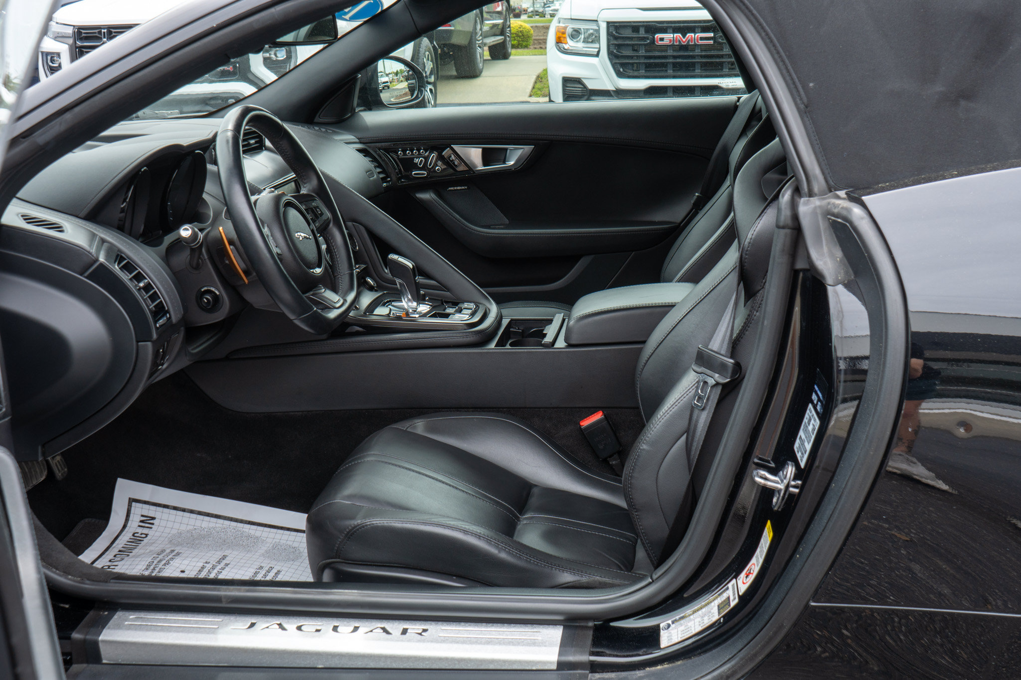 Used 2014 Jaguar F-TYPE S RWD image 17
