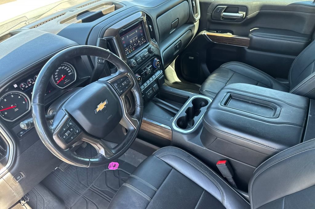 Used 2021 Chevrolet Silverado 3500 High Country w/ Technology Package AWD/4WD image 10