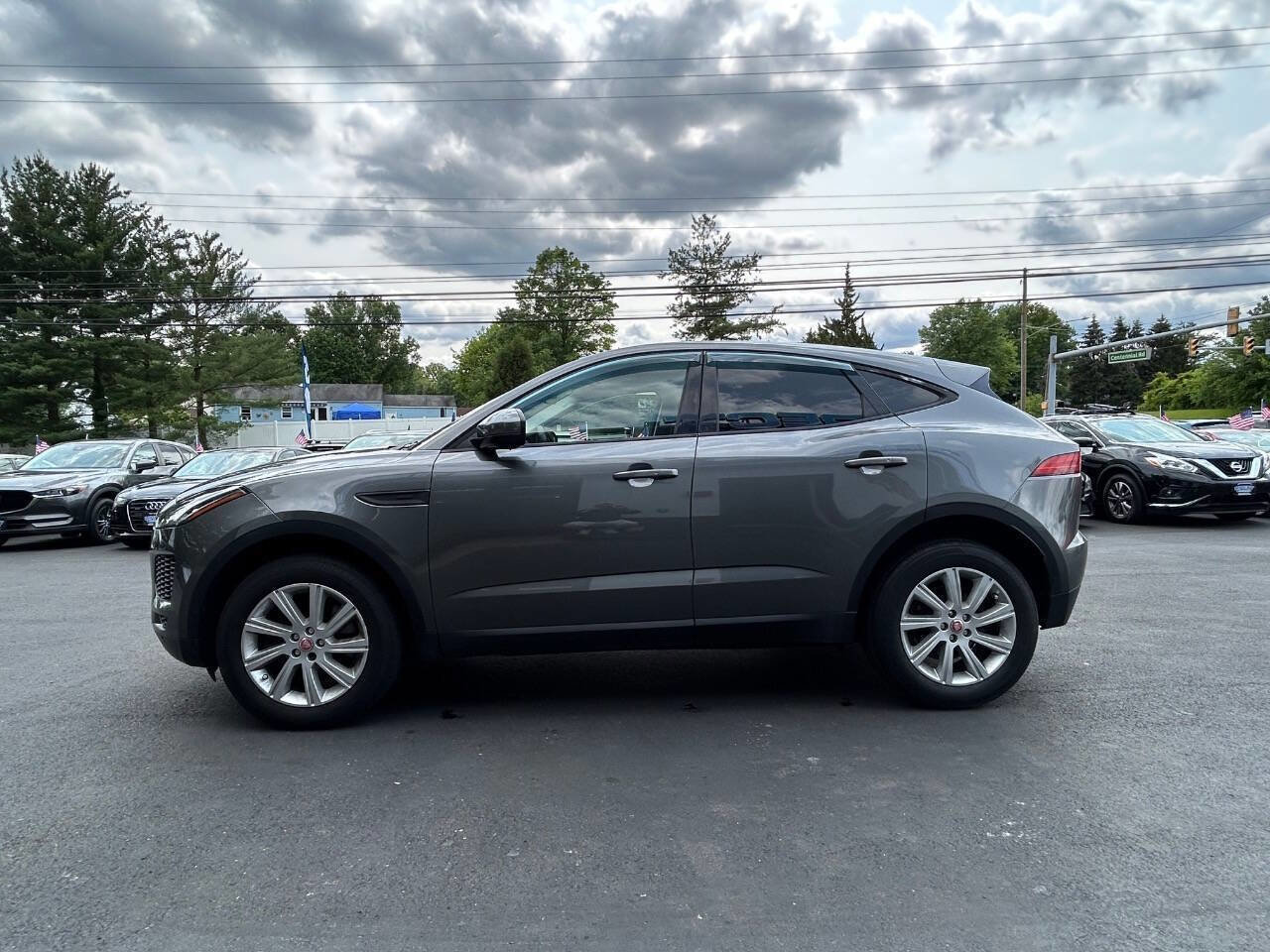 Used 2018 Jaguar E-PACE S image 6