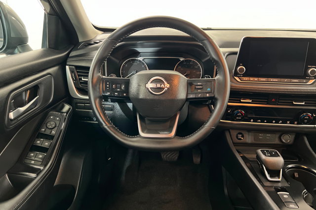 Used 2026 Nissan Rogue SV w/ Cold Weather Package AWD/4WD image 12