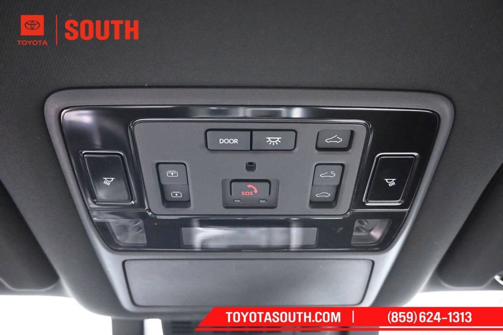 Used 2026 Lexus TX 500h AWD w/ Technology Package image 22