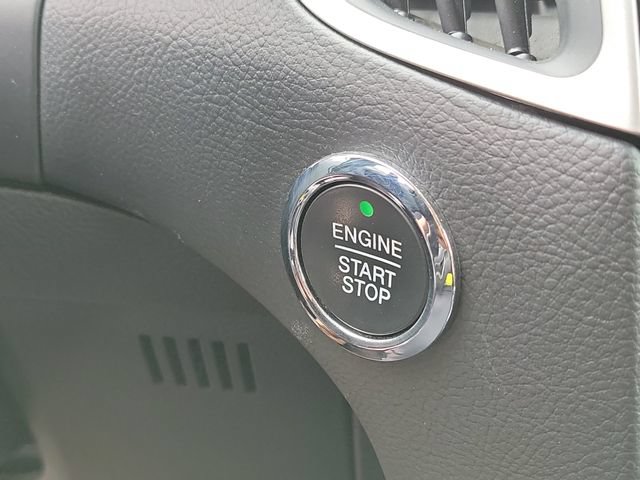 Used 2016 Ford Edge SEL w/ Equipment Group 201A AWD/4WD image 15