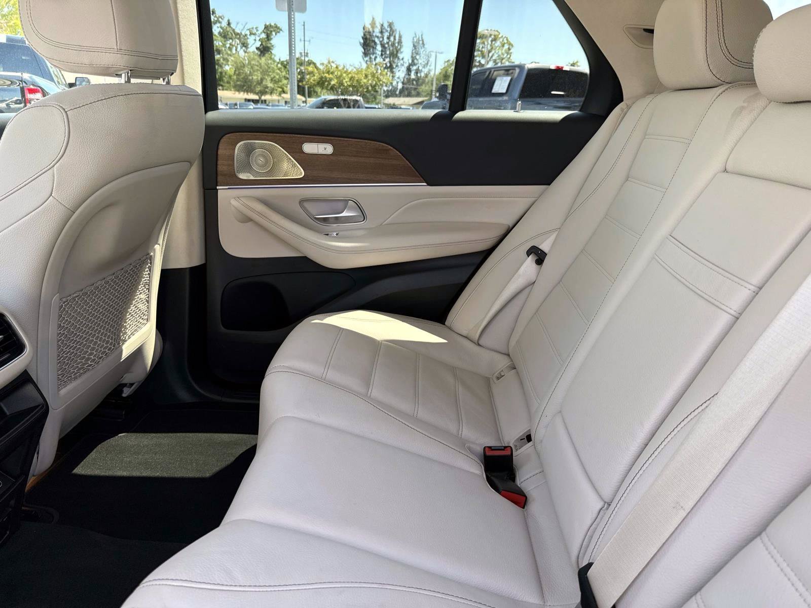 Certified 2022 Mercedes-Benz GLE 450 4MATIC w/ Premium Package image 13
