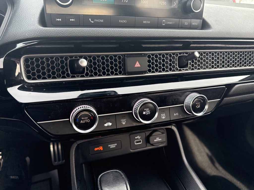 Used 2023 Honda Civic Sport image 26