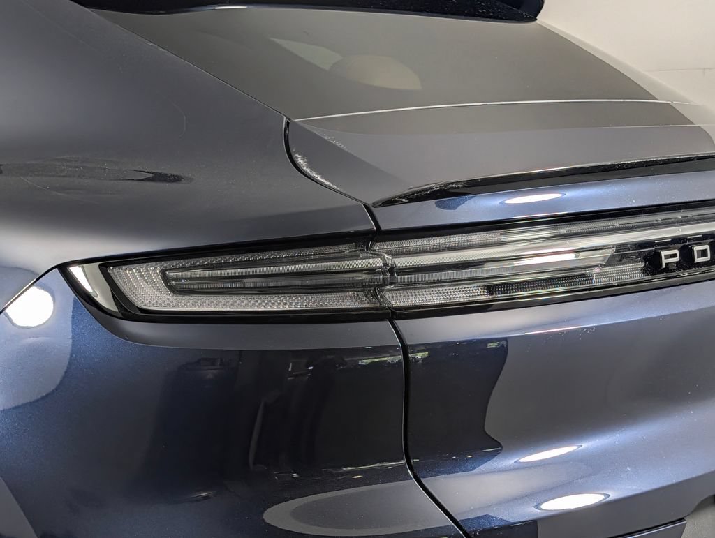 New 2026 Porsche Cayenne Coupe AWD/4WD image 17