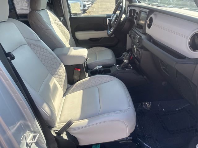 Certified 2022 Jeep Wrangler Unlimited Sahara image 33