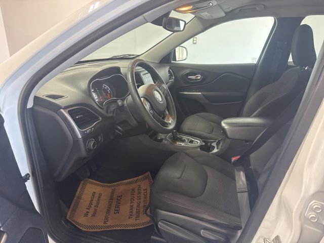 Used 2021 Jeep Cherokee Latitude image 12