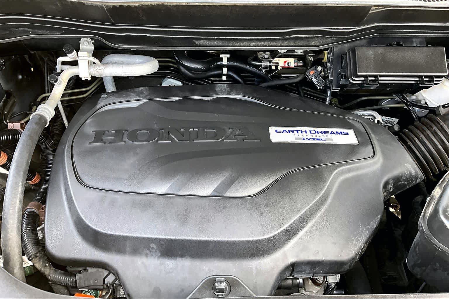 Used 2018 Honda Pilot Touring image 32