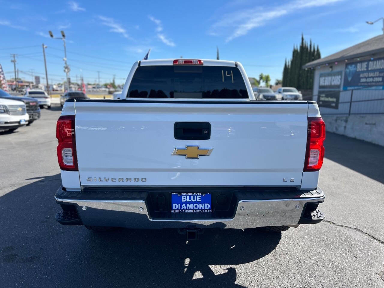Used 2018 Chevrolet Silverado 1500 LTZ w/ LTZ Plus Package AWD/4WD image 5