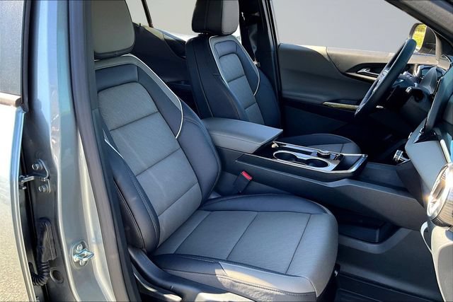 New 2026 Chevrolet Equinox LT w/ Convenience Package II FWD image 10