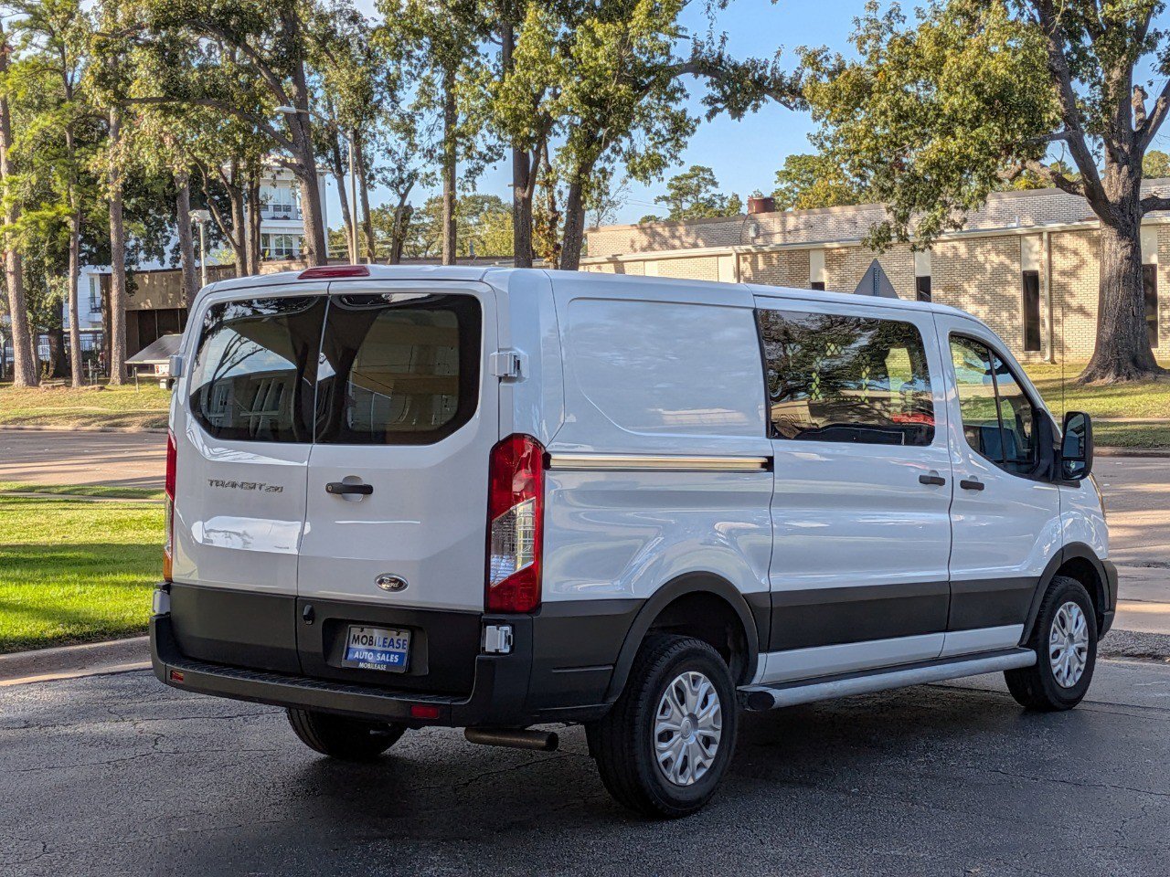 Used 2024 Ford Transit 250 Low Roof w/ Exterior Upgrade Package image 5