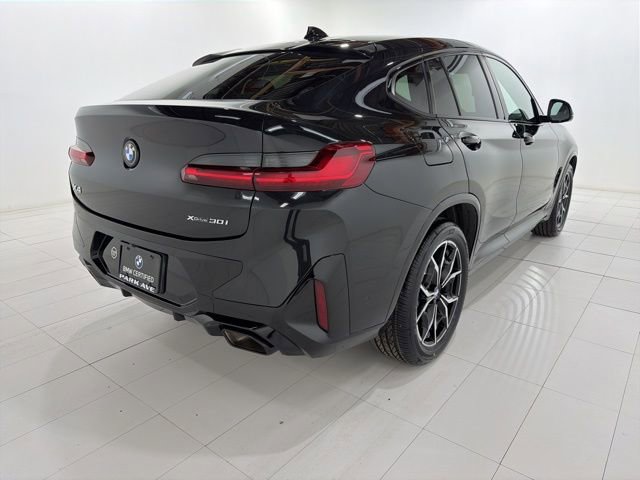 Certified 2023 BMW X4 xDrive30i w/ M Sport Package image 5