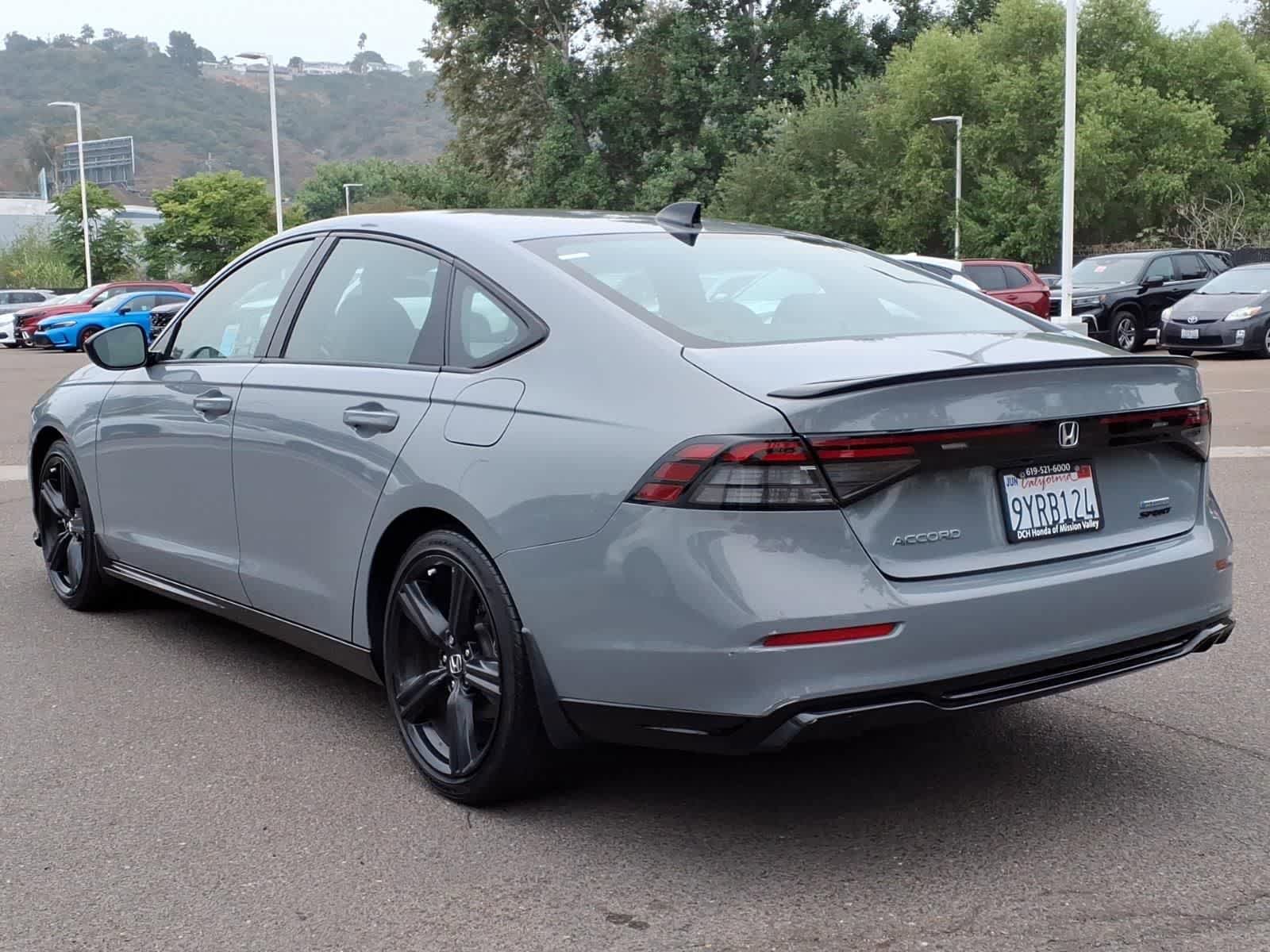 Used 2023 Honda Accord Sport image 7