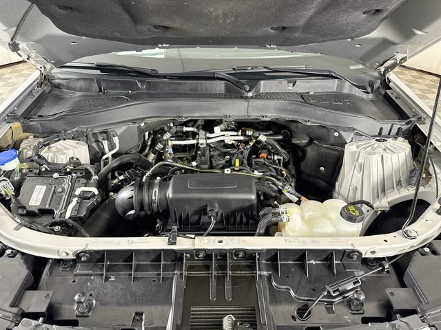 Used 2022 Ford Explorer XLT w/ Equipment Group 202A AWD/4WD image 31