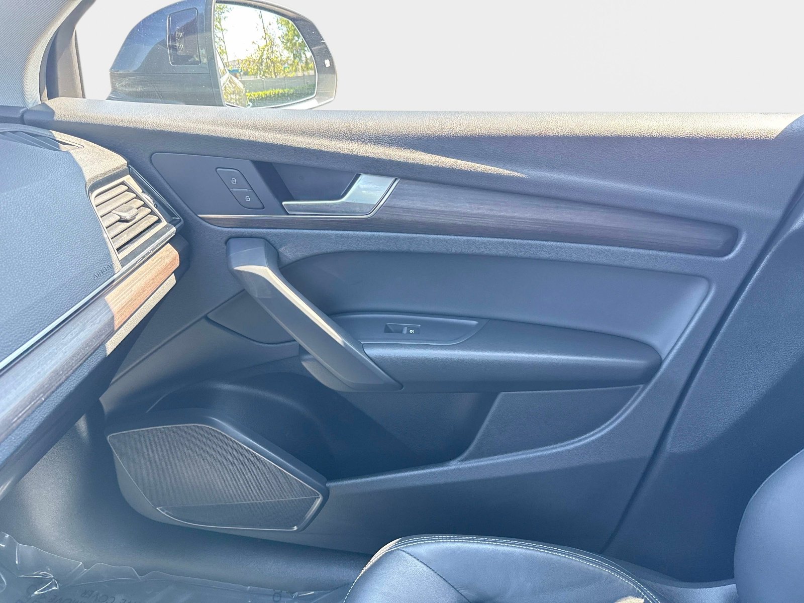 Used 2025 Audi Q5 2.0T Premium image 22