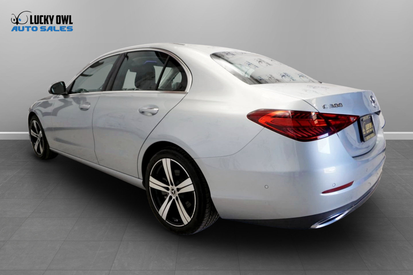 Used 2023 Mercedes-Benz C 300 Sedan image 7