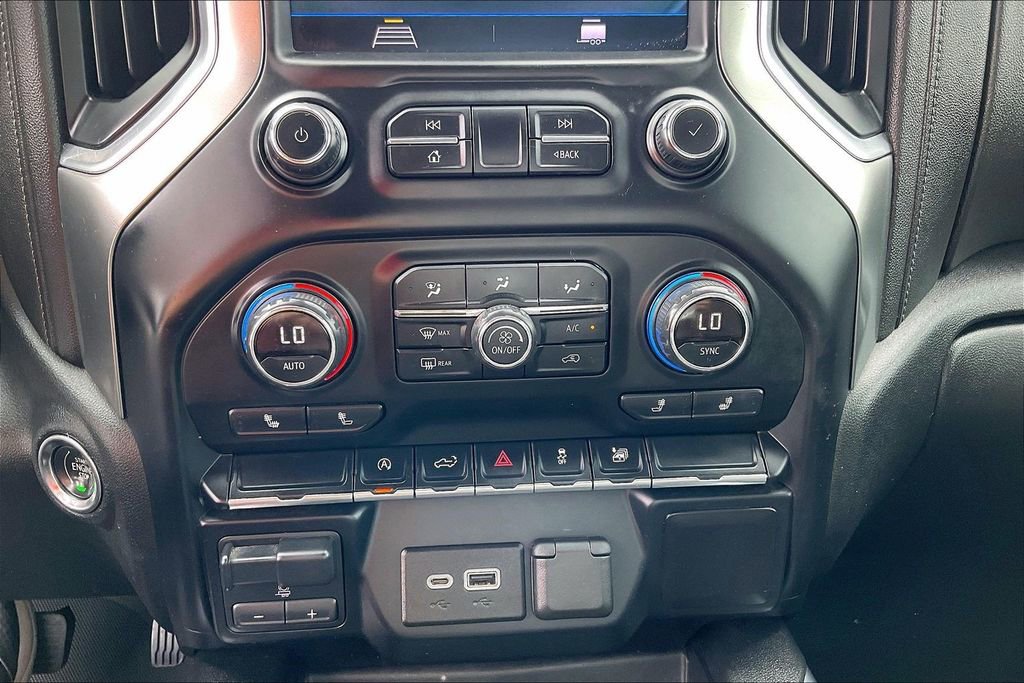 Used 2019 Chevrolet Silverado 1500 RST w/ True North Edition AWD/4WD image 32