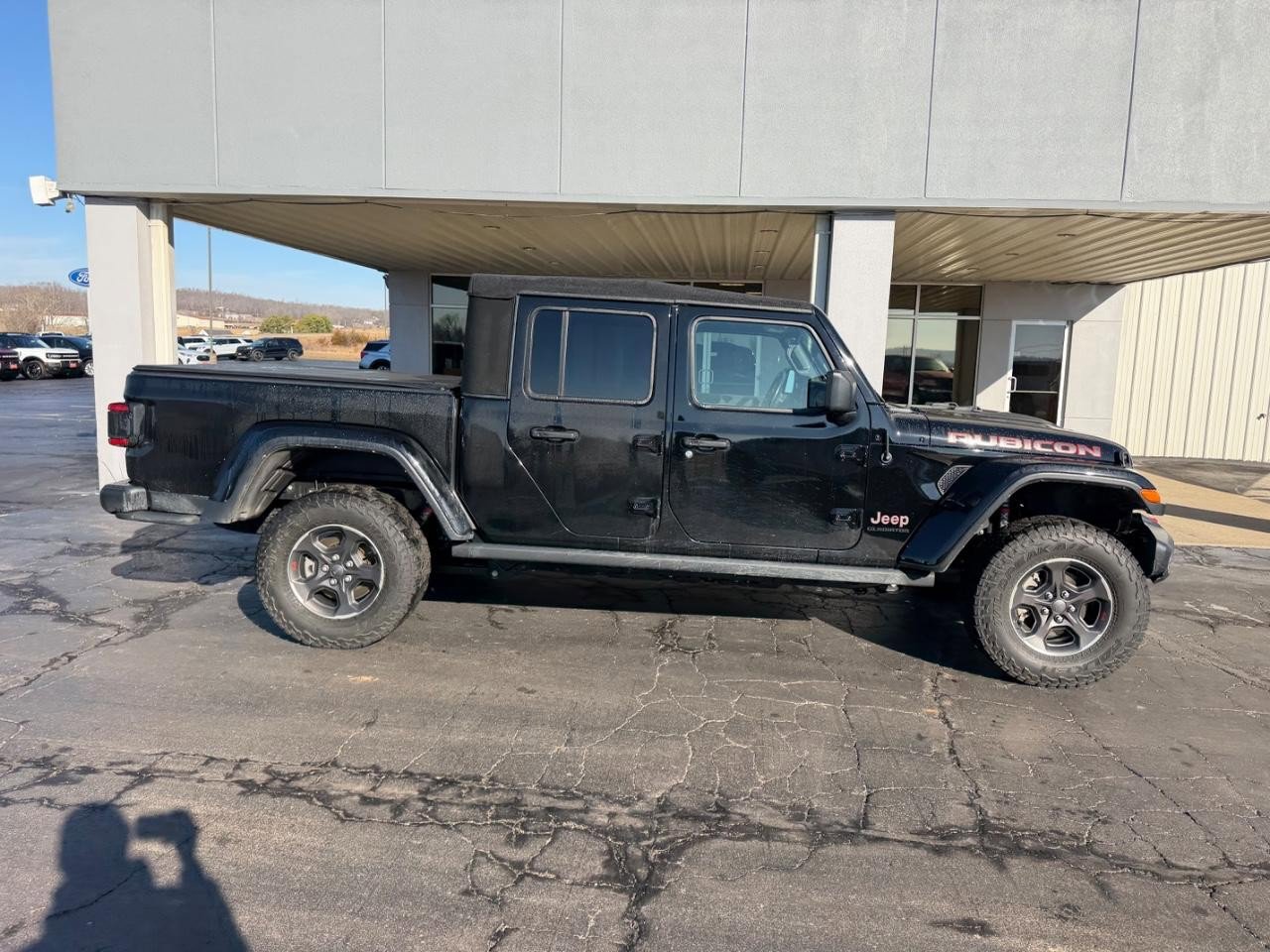 Used 2022 Jeep Gladiator Rubicon w/ Safety Group image 2
