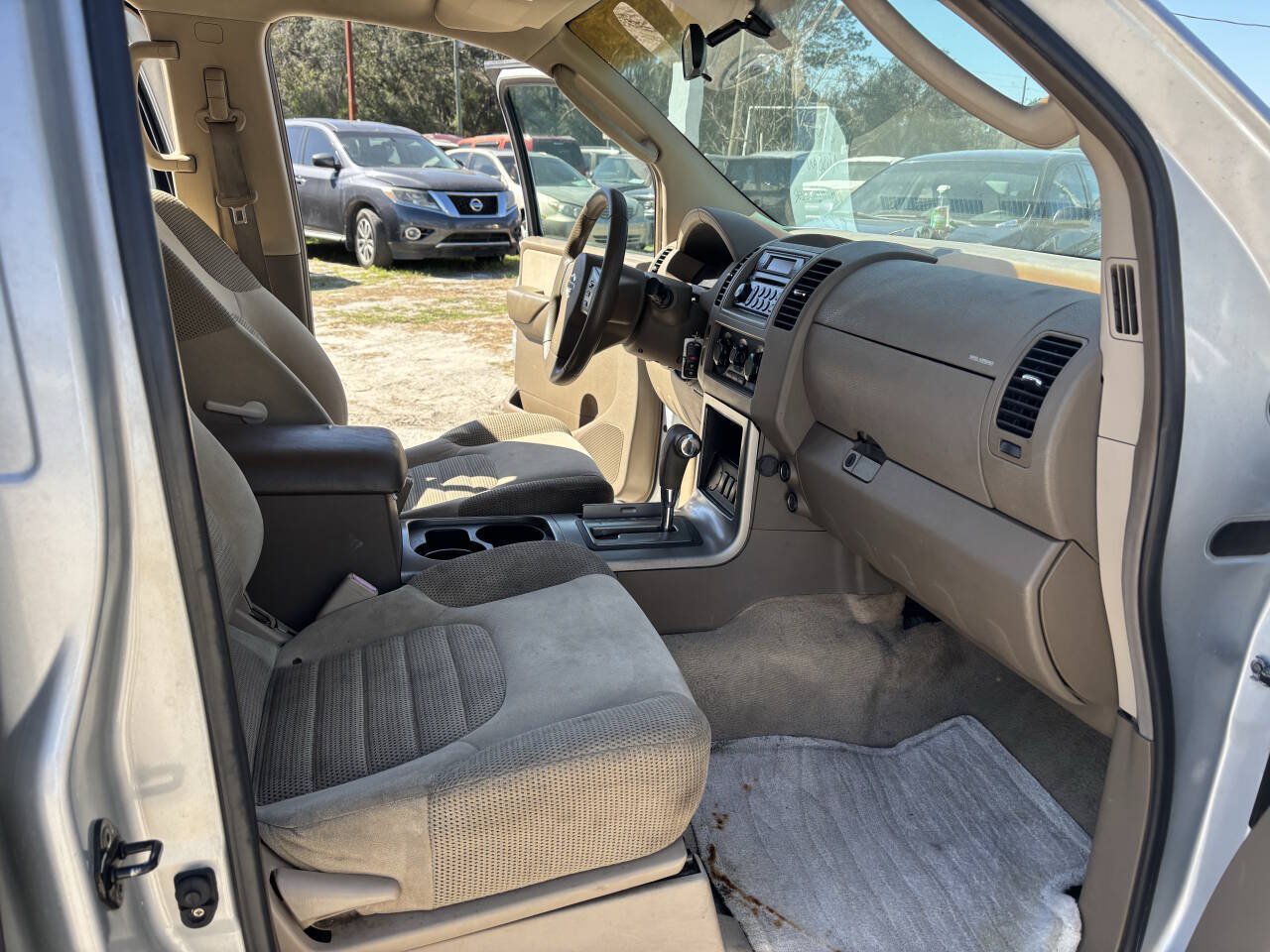 Used 2007 Nissan Pathfinder SE RWD image 11