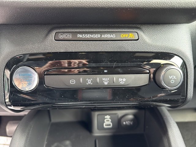 New 2025 Ford Escape ST-Line w/ Equipment Group 301A image 24