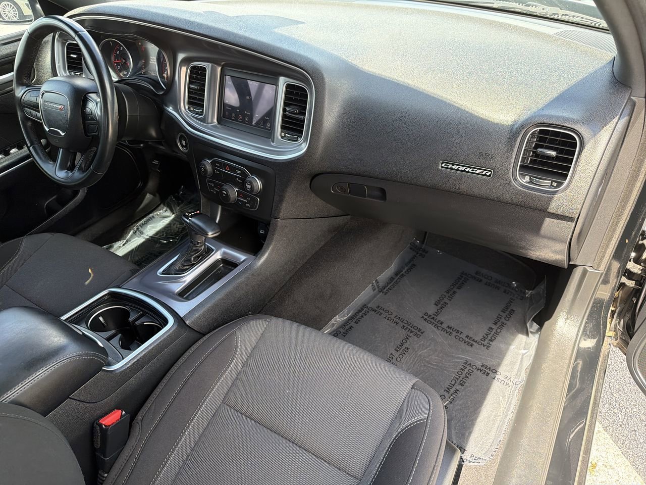 Used 2020 Dodge Charger SXT RWD image 11