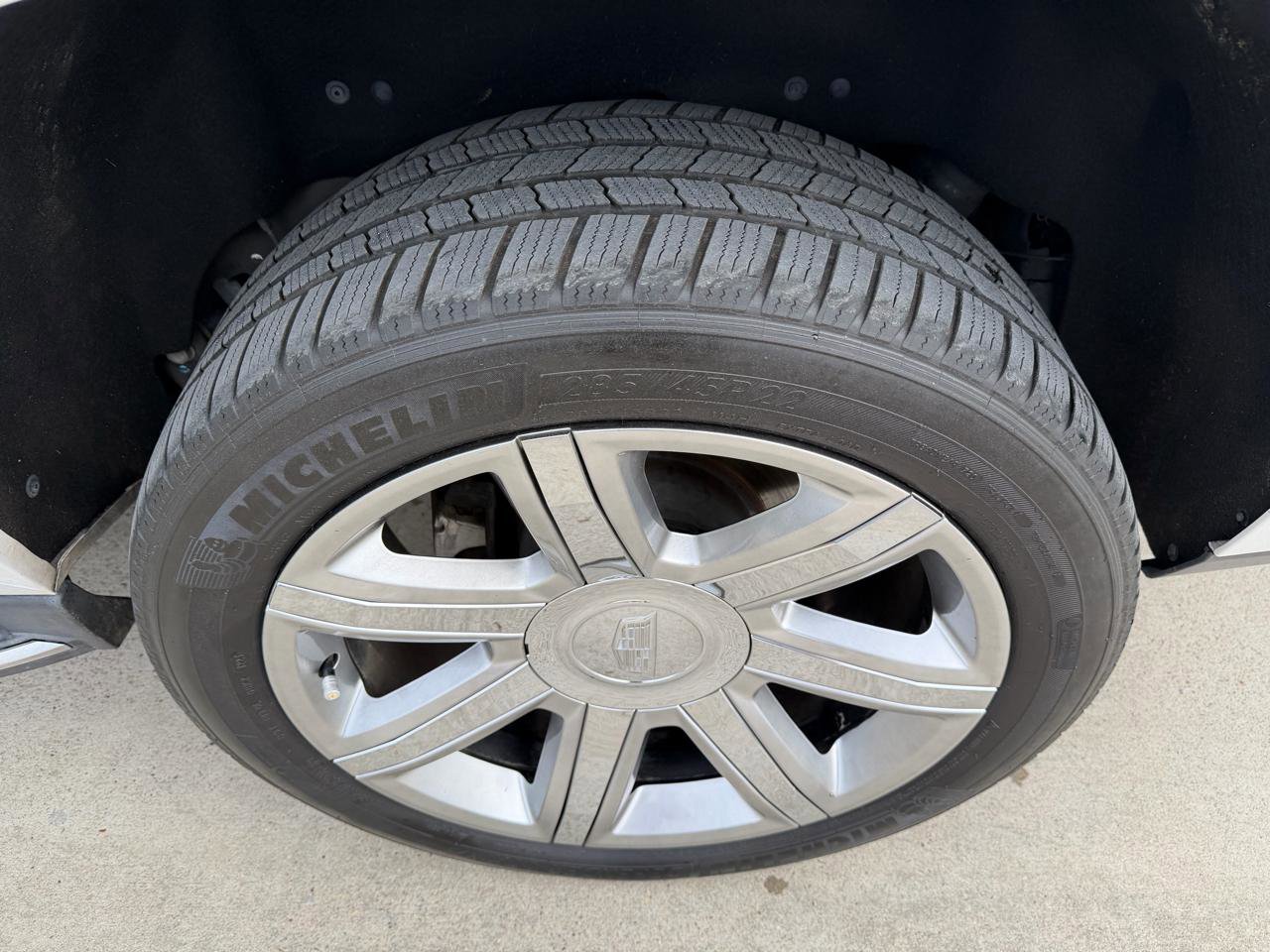 Used 2020 Cadillac Escalade ESV Luxury image 8