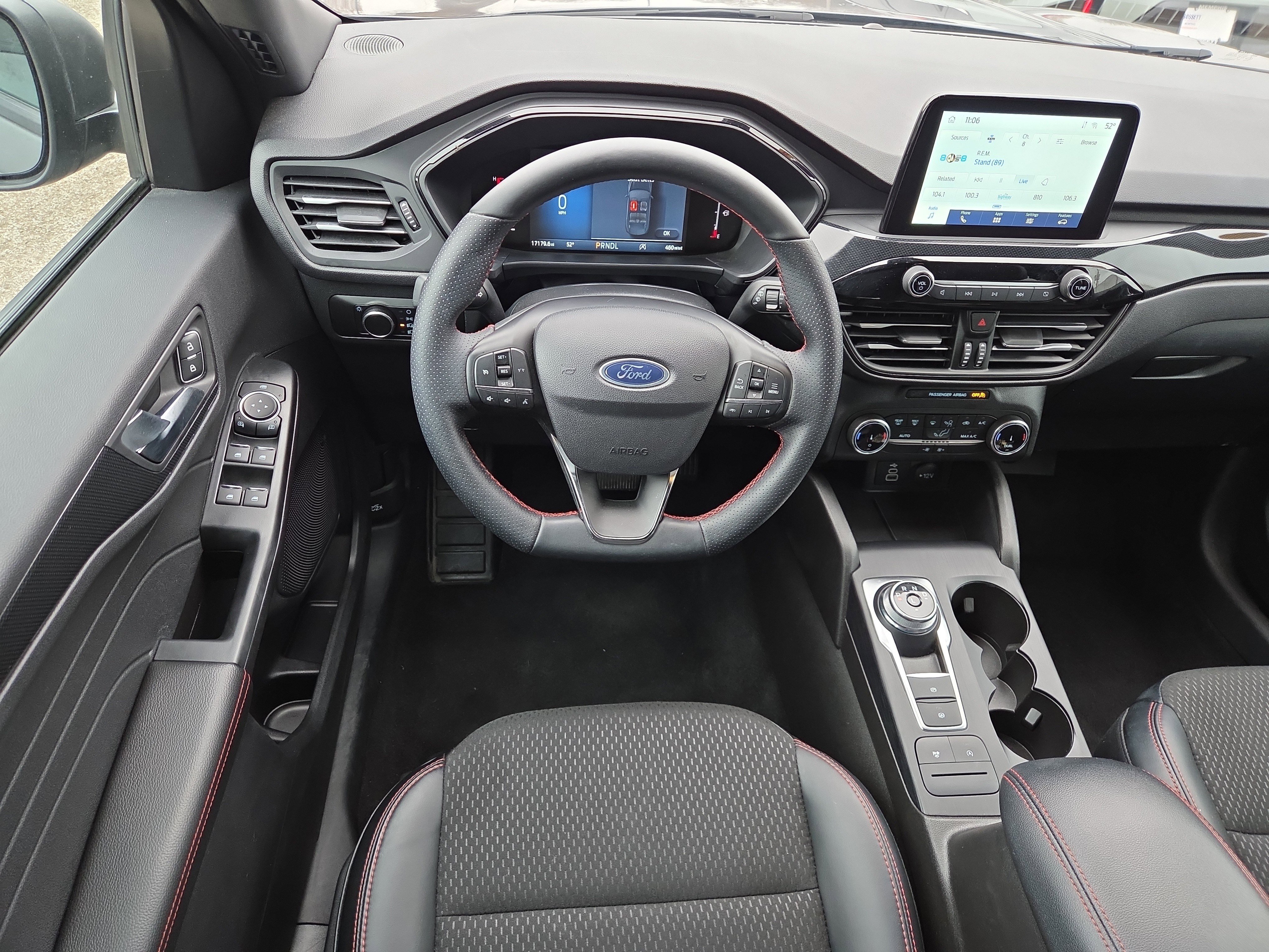 Used 2025 Ford Escape ST-Line image 8